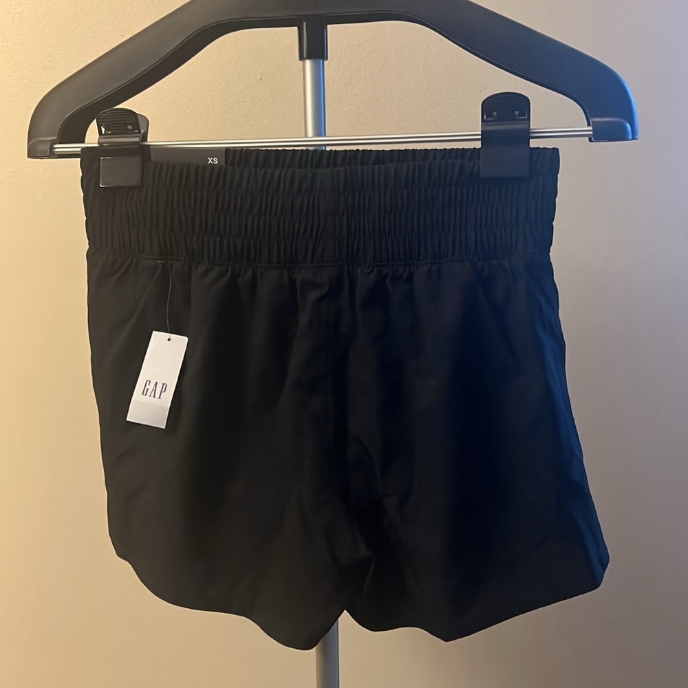 Gap shorts